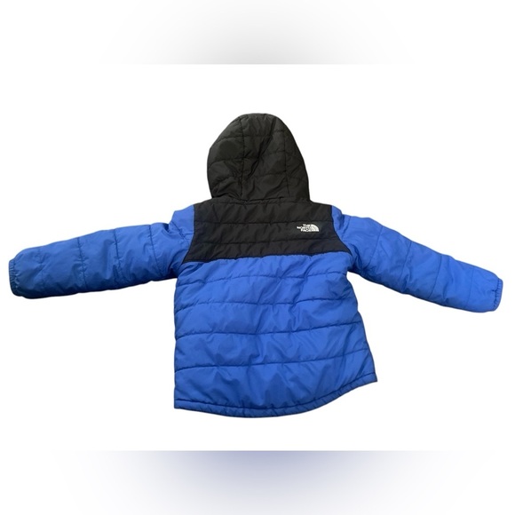 The North Face Blue and Black REVERSIBLE Hooded Jacket - Picture 2 of 3
